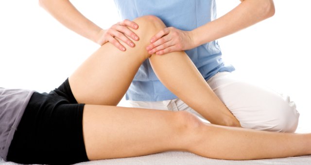 Injury treatment on a knee joint